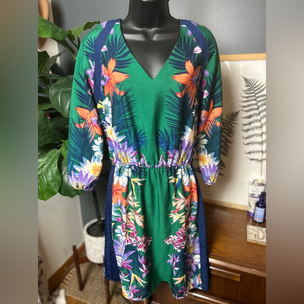 Collective Concepts Tropical Floral Green Dress